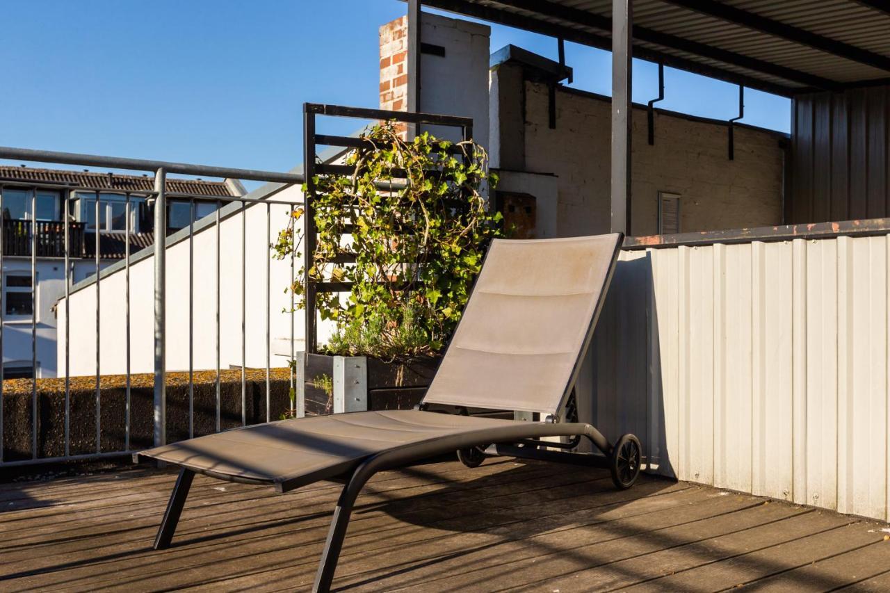 200 M Fra Rutebilstation - Privat Terrasse, Grill Daire Århus Dış mekan fotoğraf